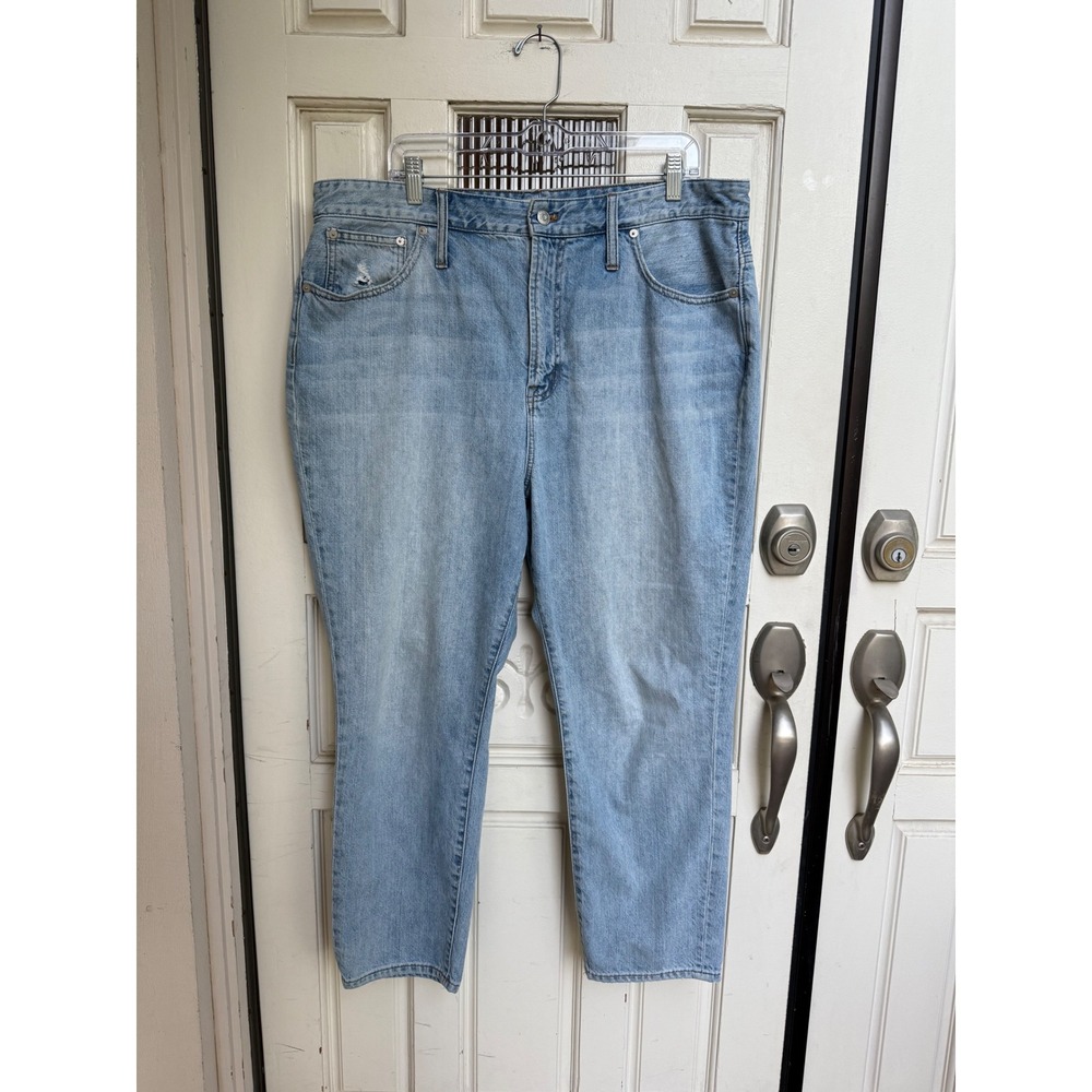 Madewell Light Blue Straight Leg Jeans